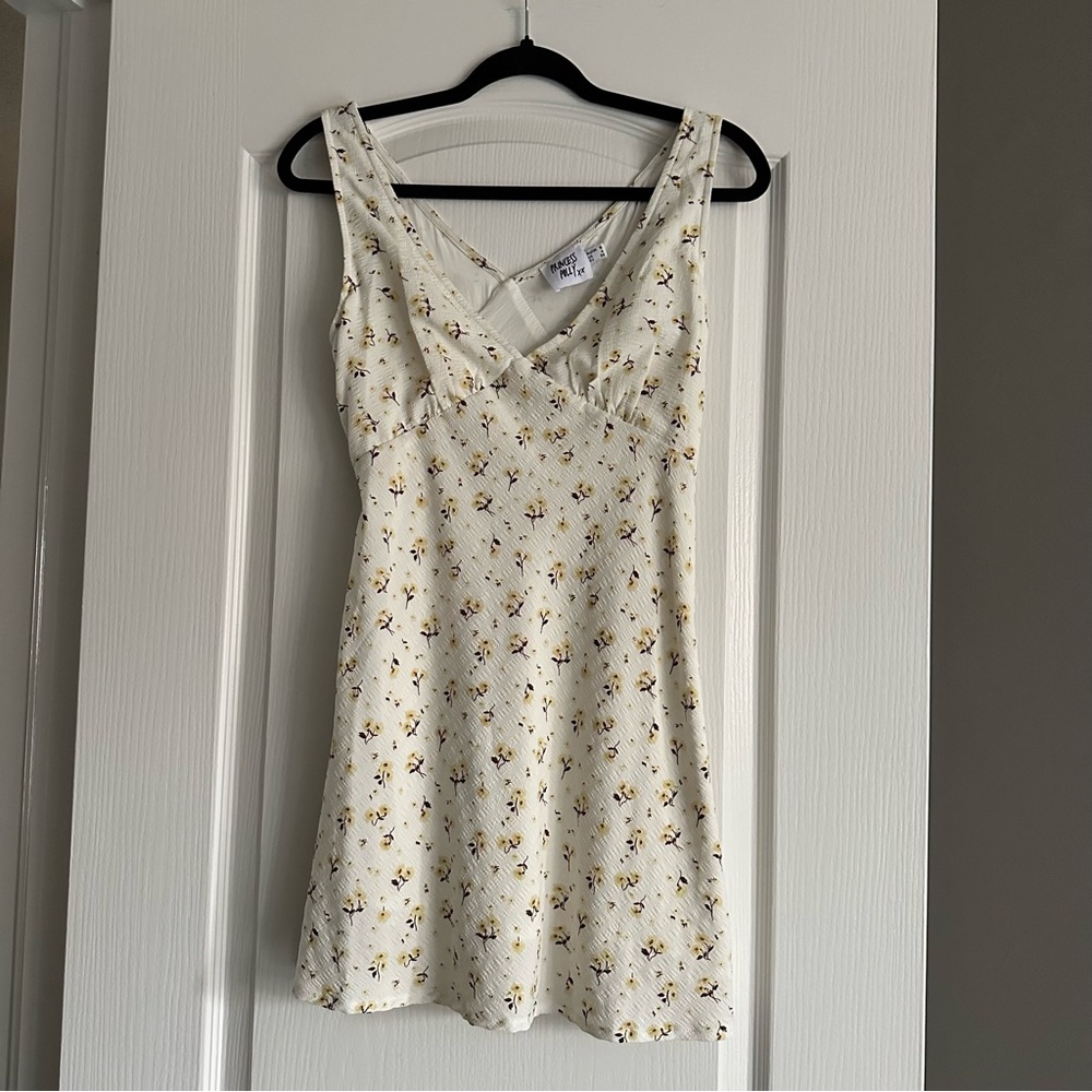 Princess Polly US 4 Nellie Mini Dress White / Yellow Floral